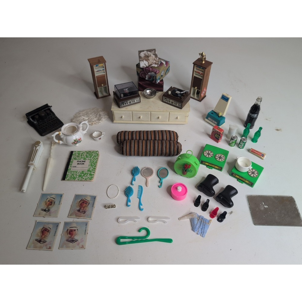 Mixed Lot Of Barbie Accessories Furniture Turntable Stove Typewriter Sodas More
